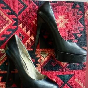Pelle Moda Classic Black Heels